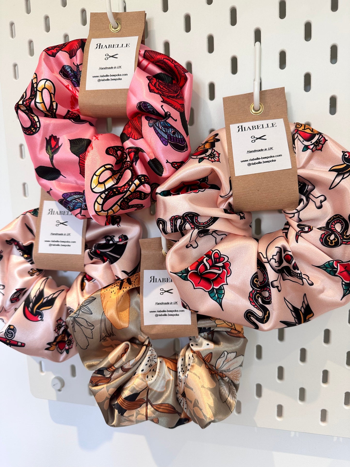 Large satin scrunchie - cobra - riabelle.bespoke