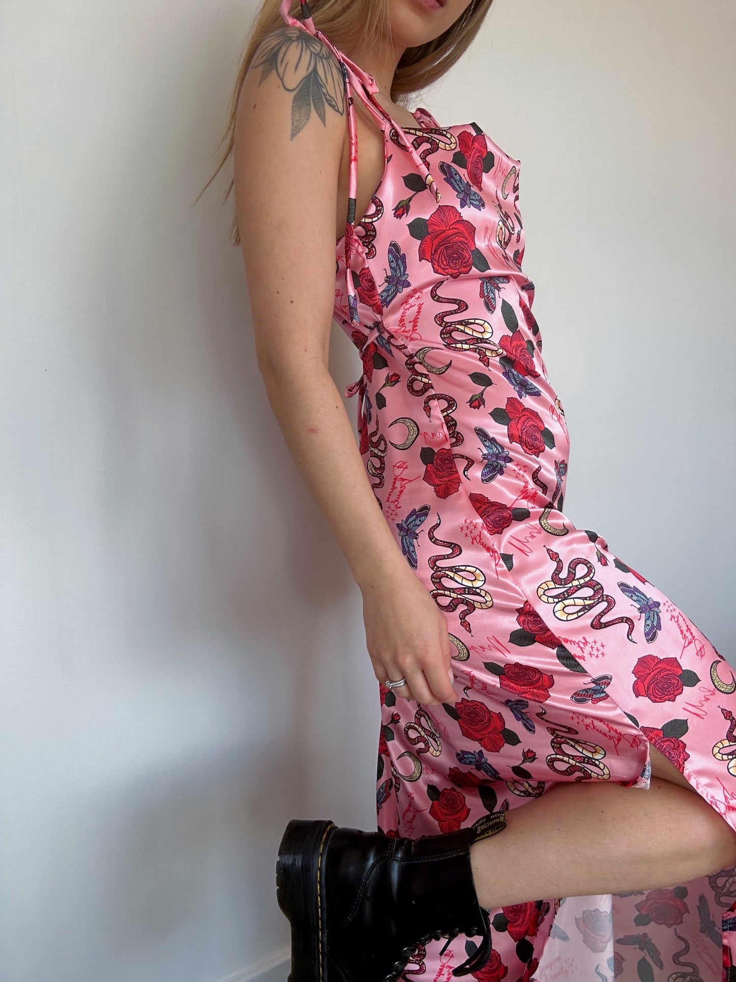Cobra midi dress - riabelle.bespoke